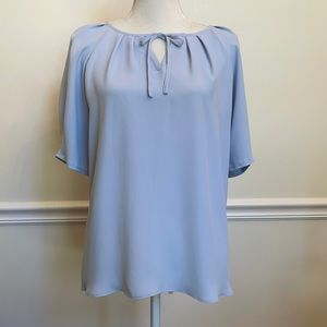 Ann Taylor Cute Size Medium Top.
